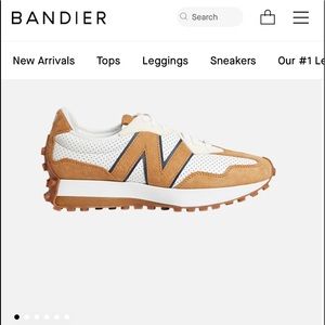 New in box new balance bandier 327 shoes